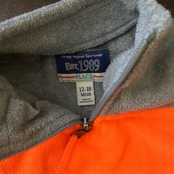 🌞 The Children’s Place Gray/Orange quarter-zip fleece pullover - Picture 2 of 2